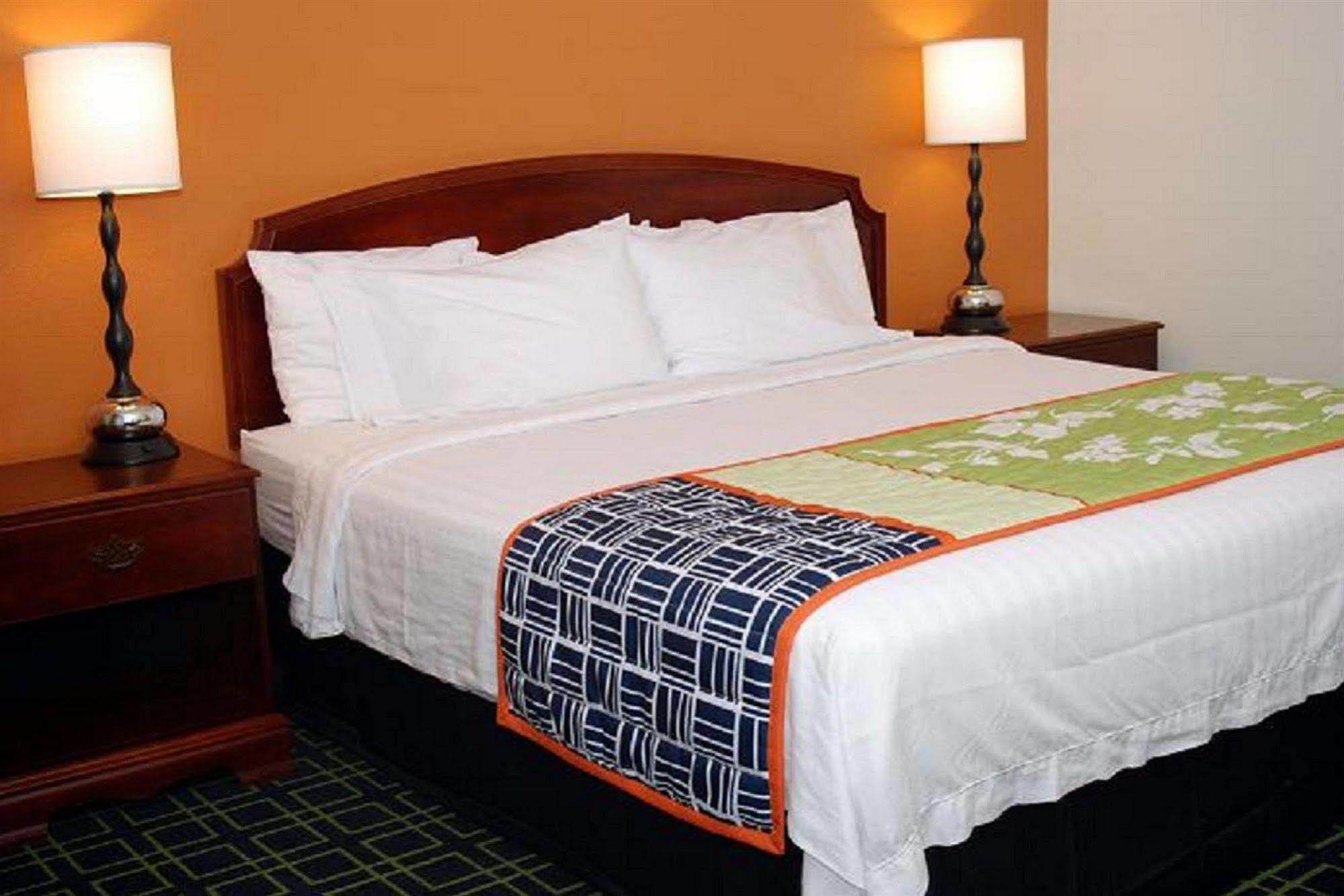 Fairfield Inn Myrtle Beach Broadway At The Beach Esterno foto